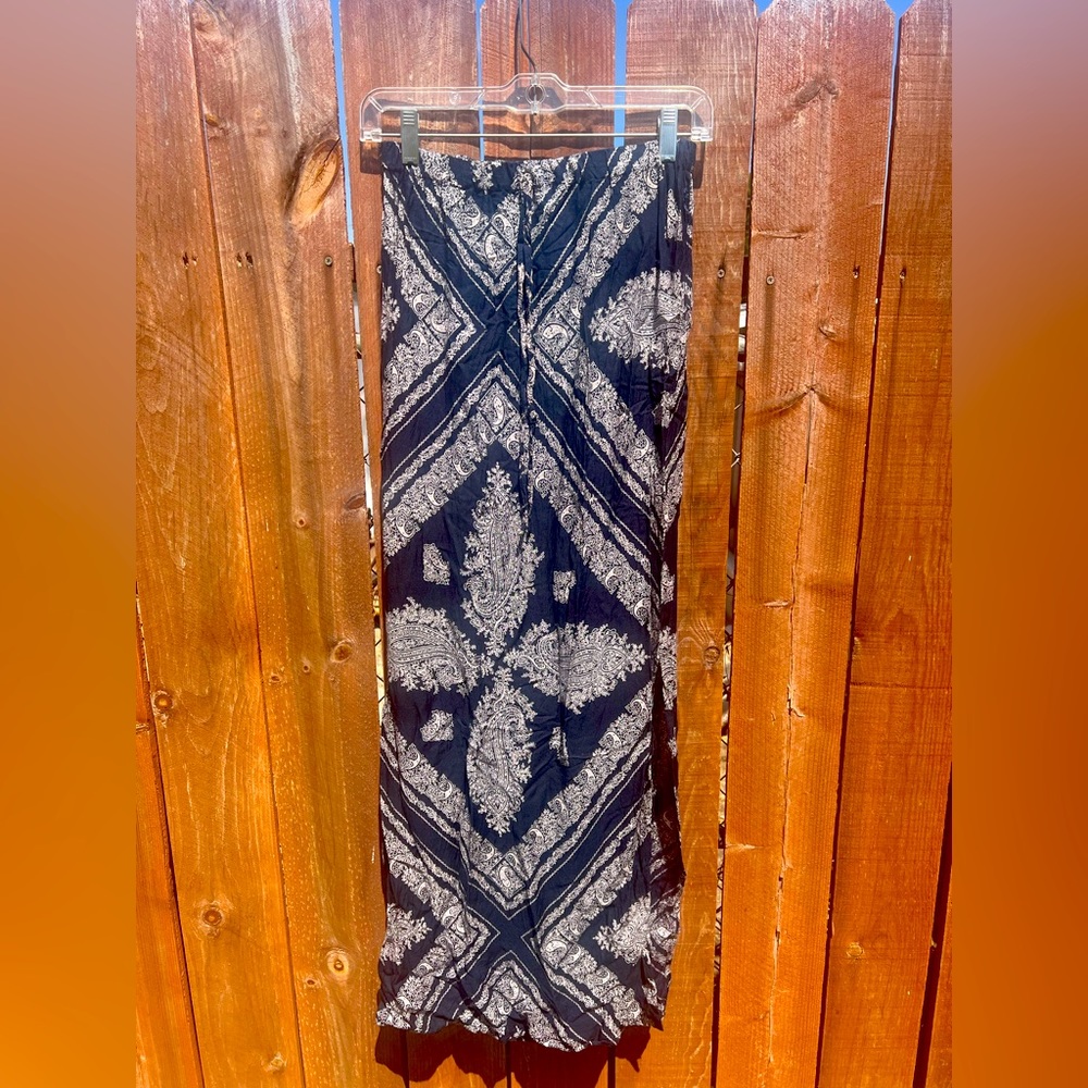 Spooy Maxi Skirt